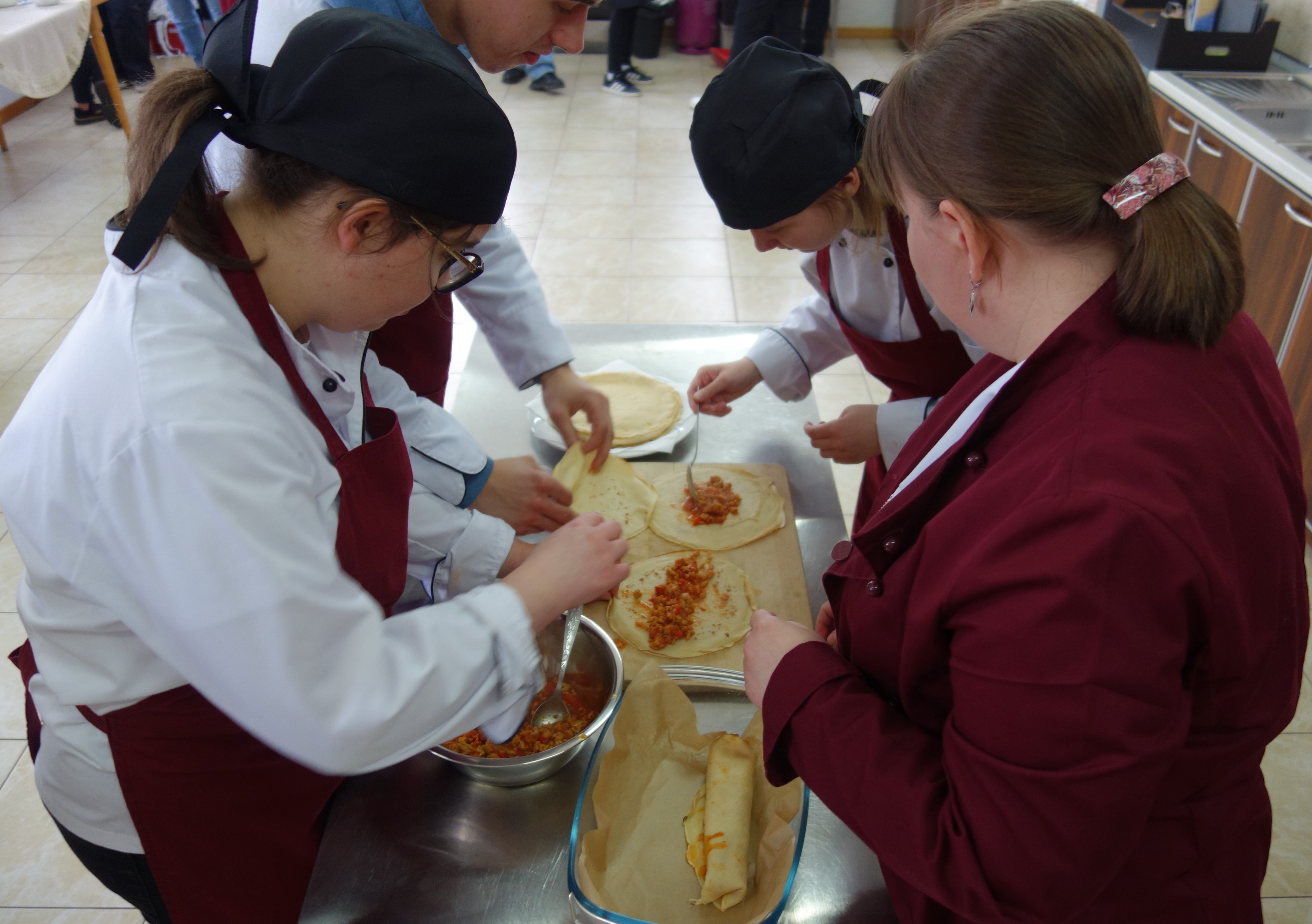 Smaki Węgier na stołach – XIV edycja konkursu kulinarnego SOSW w Nowym Mieście